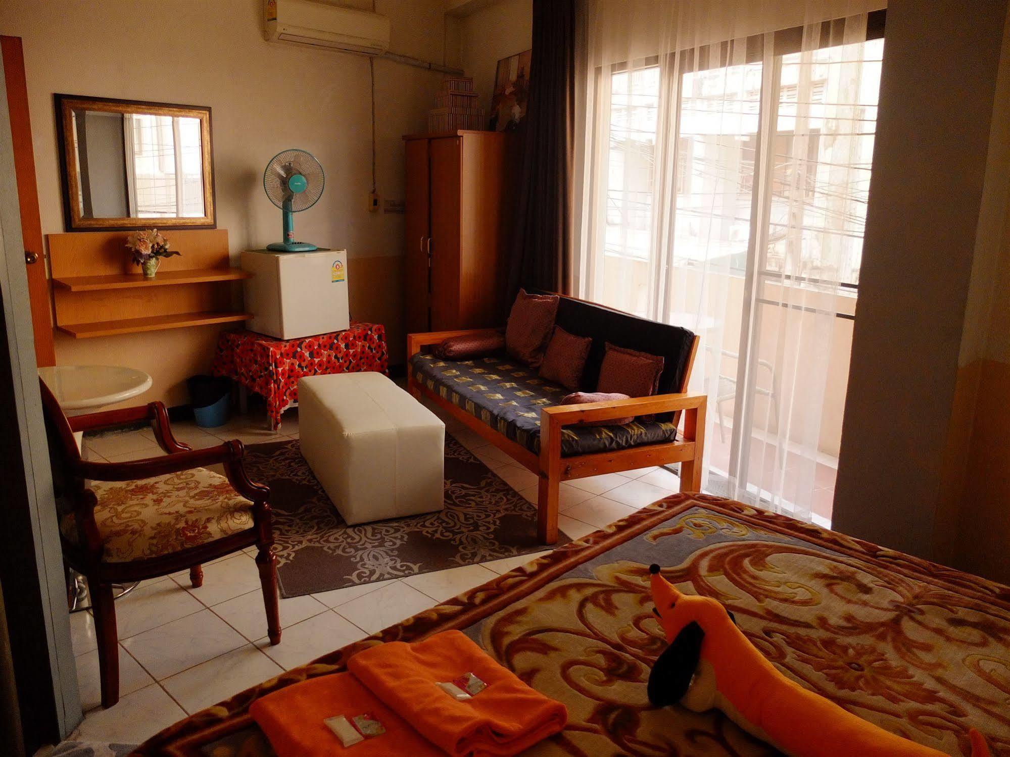Boonmee Guest House Chiang Mai Exterior photo