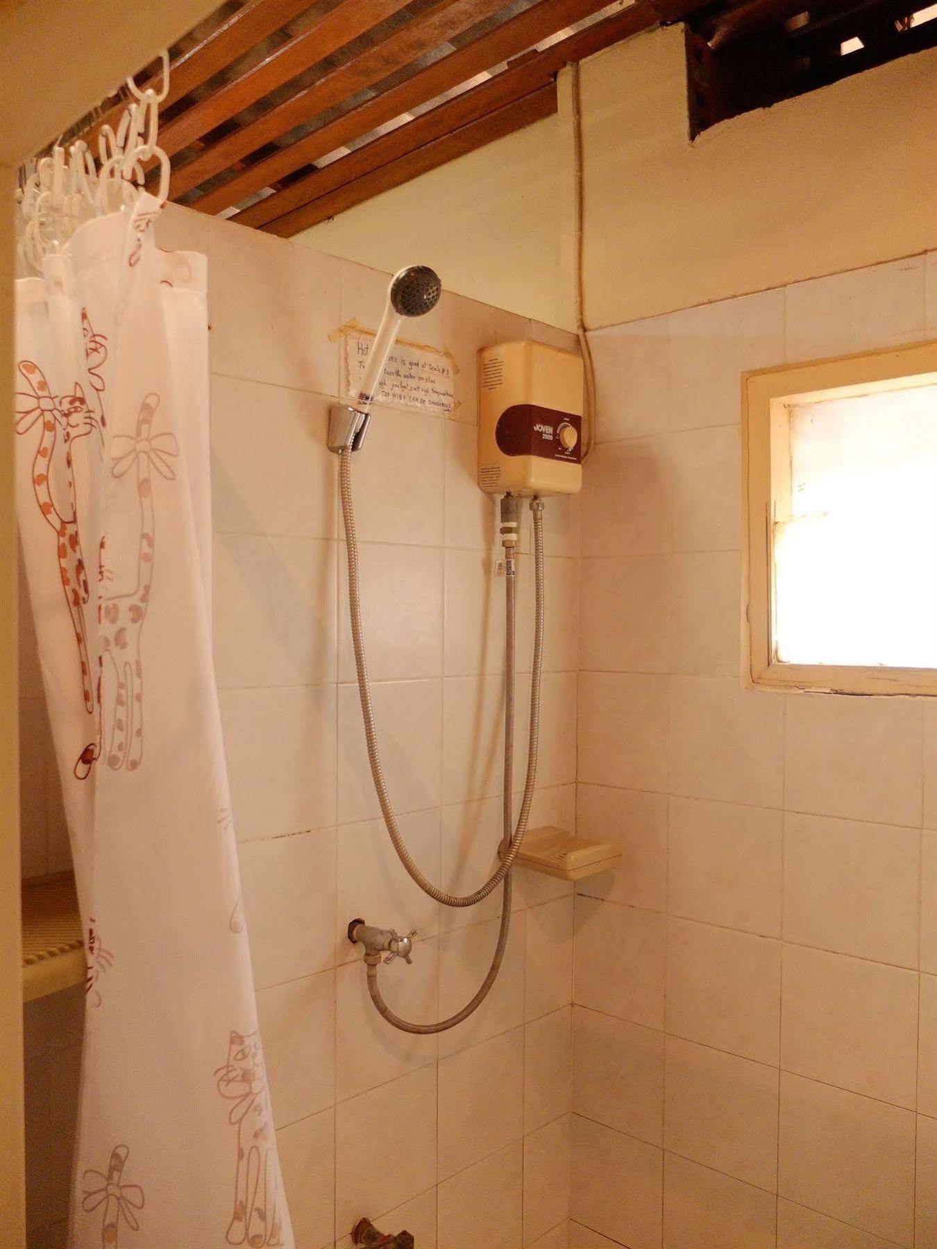Boonmee Guest House Chiang Mai Exterior photo